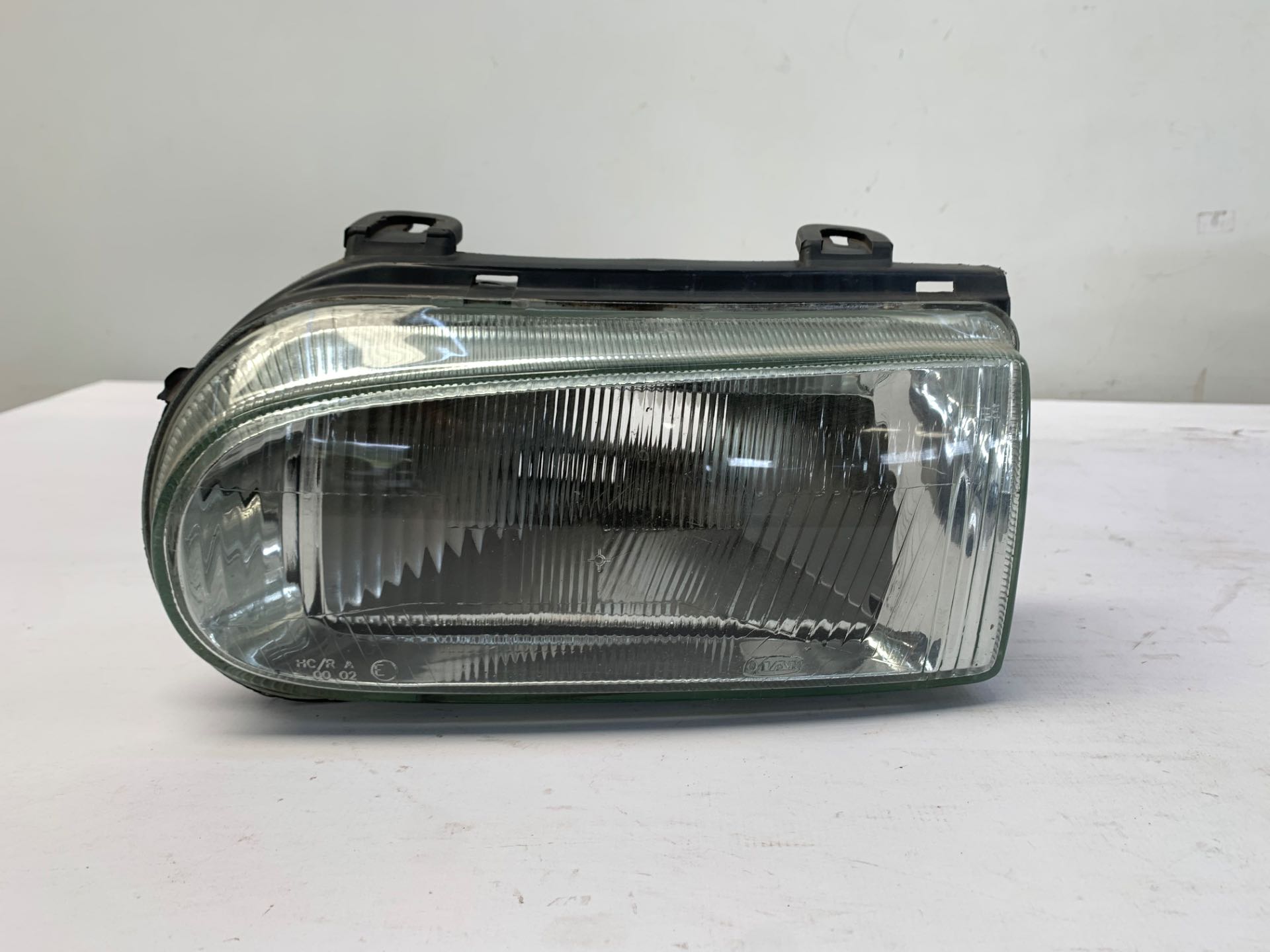 Farol Esquerdo Volkswagen Gol Parati Bola G2 Detalhe