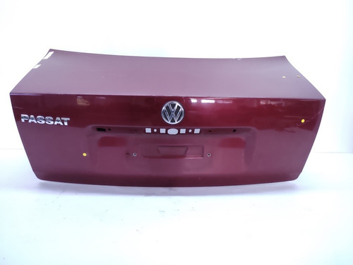 Tampa Traseira Volkswagen Passat Alemão Sedan 1999 Detalhe