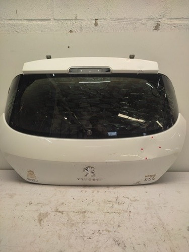 Tampa Traseira Peugeot 308 2012 2016 Detalhe C/vidro