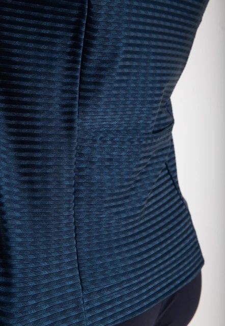 CAMISETA FEMININA ESPORTIVA FRISBEE SUZUKA LYGIA E NANNY