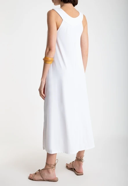 VESTIDO FEMININO LISO MANATI LYGIA E NANNY