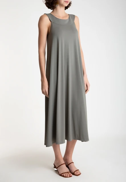 VESTIDO FEMININO LISO MANATI LYGIA E NANNY