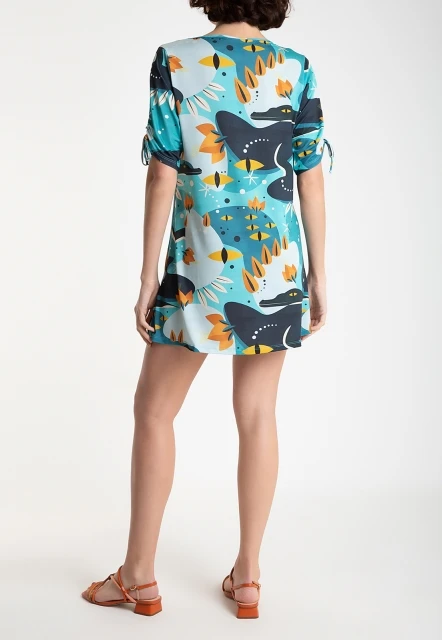 TUNICA FEMININA ESTAMPADA BATUIRA  LYGIA E NANNY